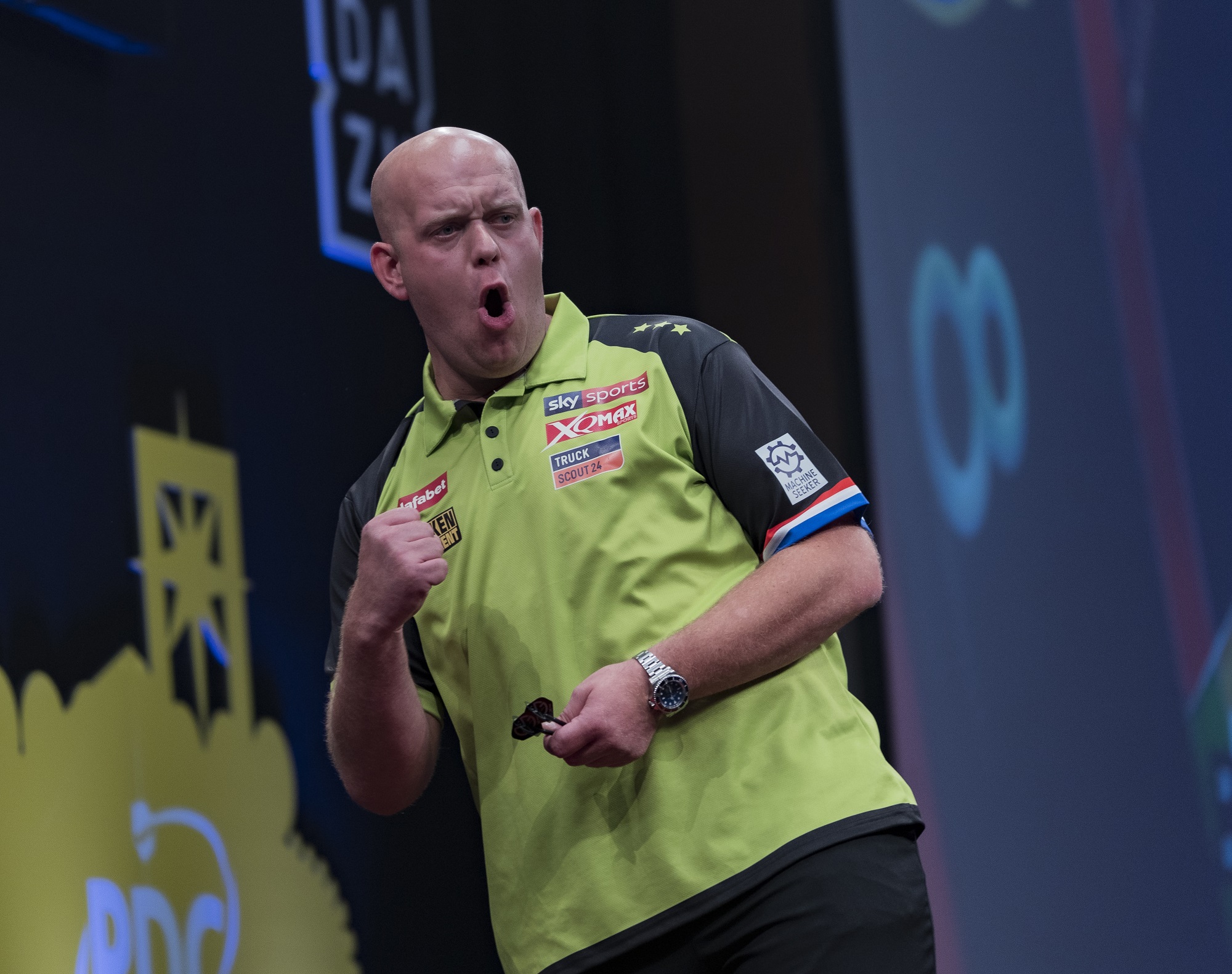 Van Gerwen: Rivals are "scared again" | PDC