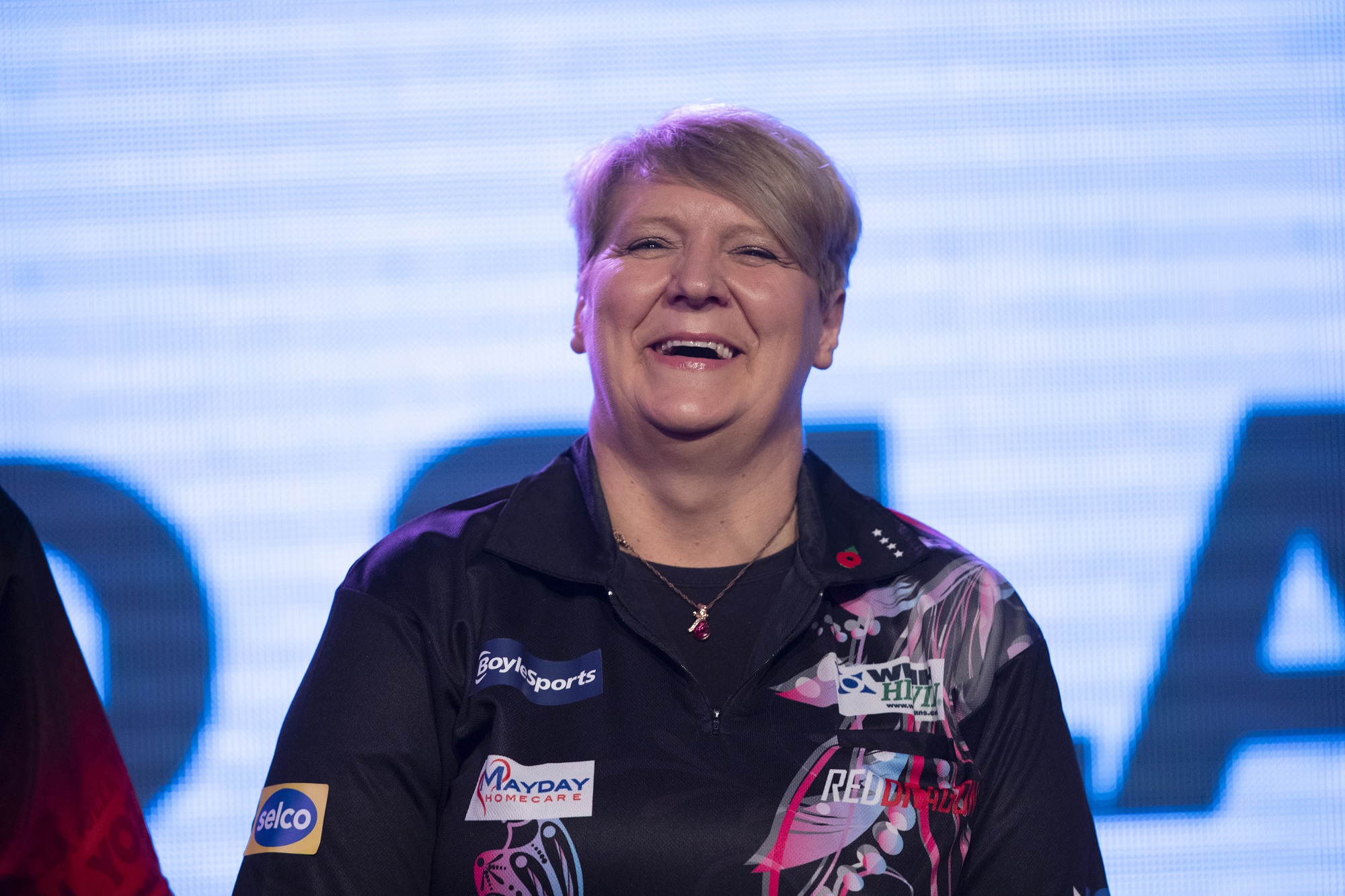 Ashton & Hedman win on PDC Women's Series Day One | PDC