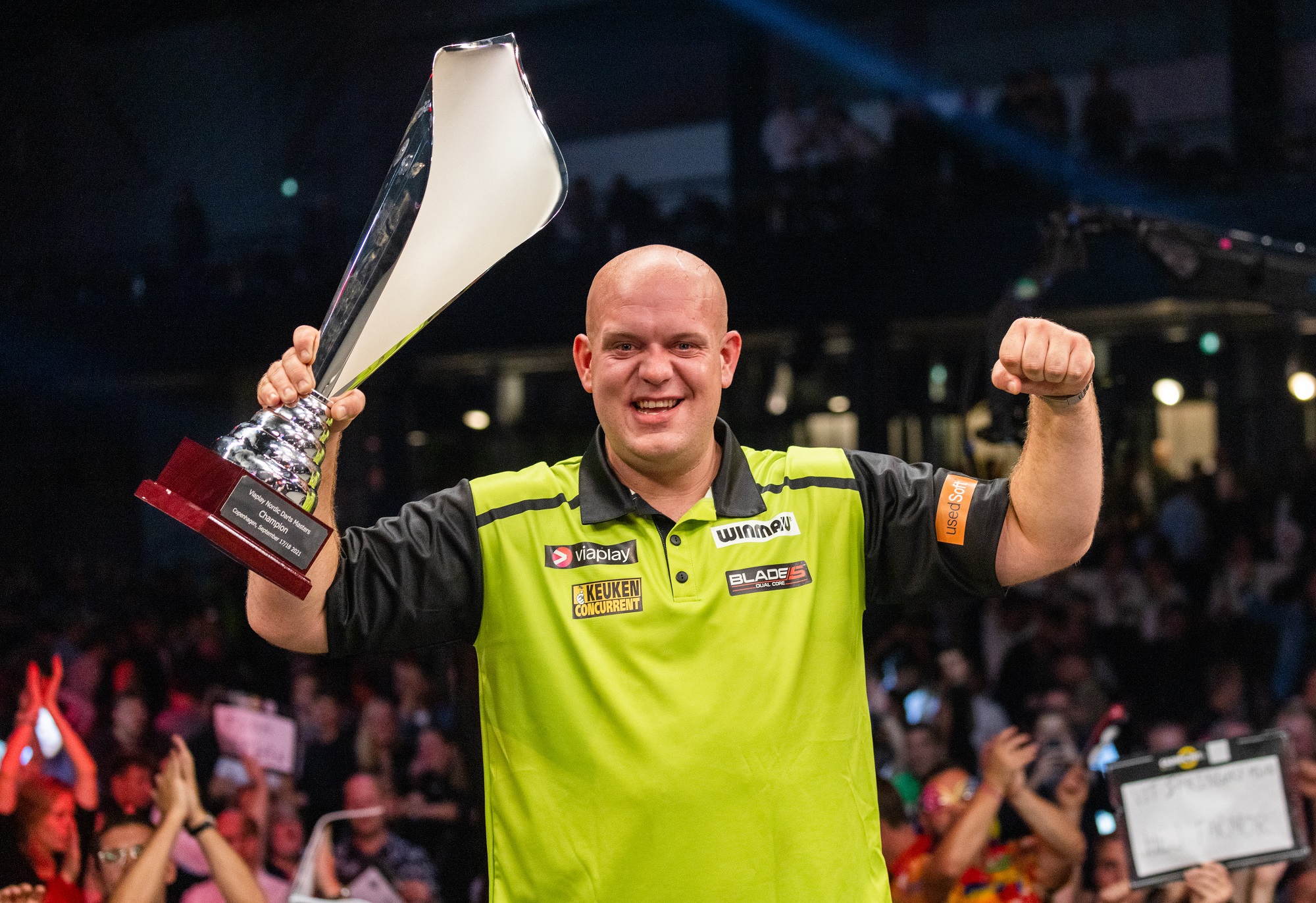 Waardig huid elke dag Tearful Van Gerwen defeats Sherrock to win Viaplay Nordic Darts Masters |  PDC