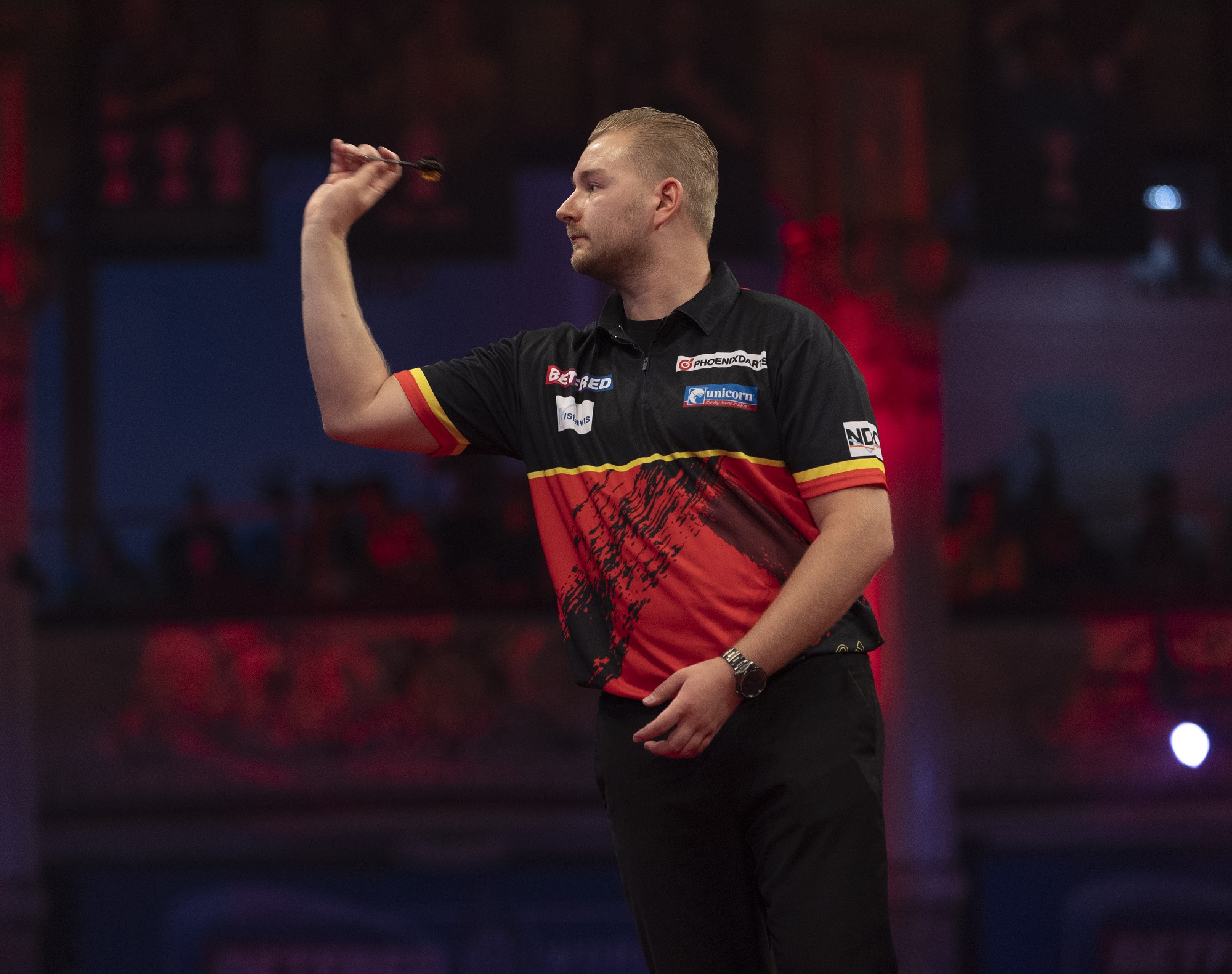 van den bergh replaced by dobey at cazoo grand slam of darts pdc