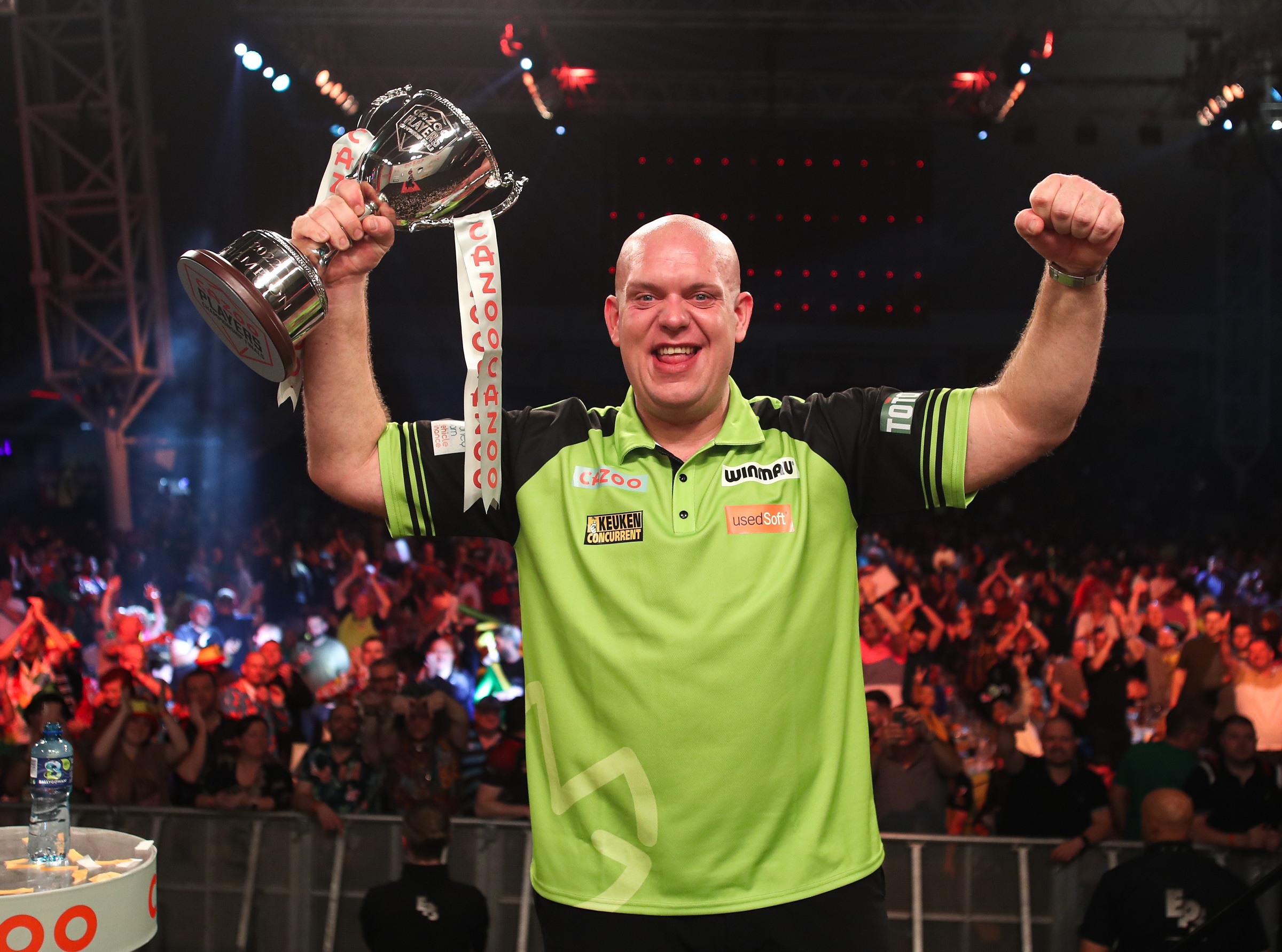 Seventh heaven for Van Gerwen with Minehead masterclass | PDC