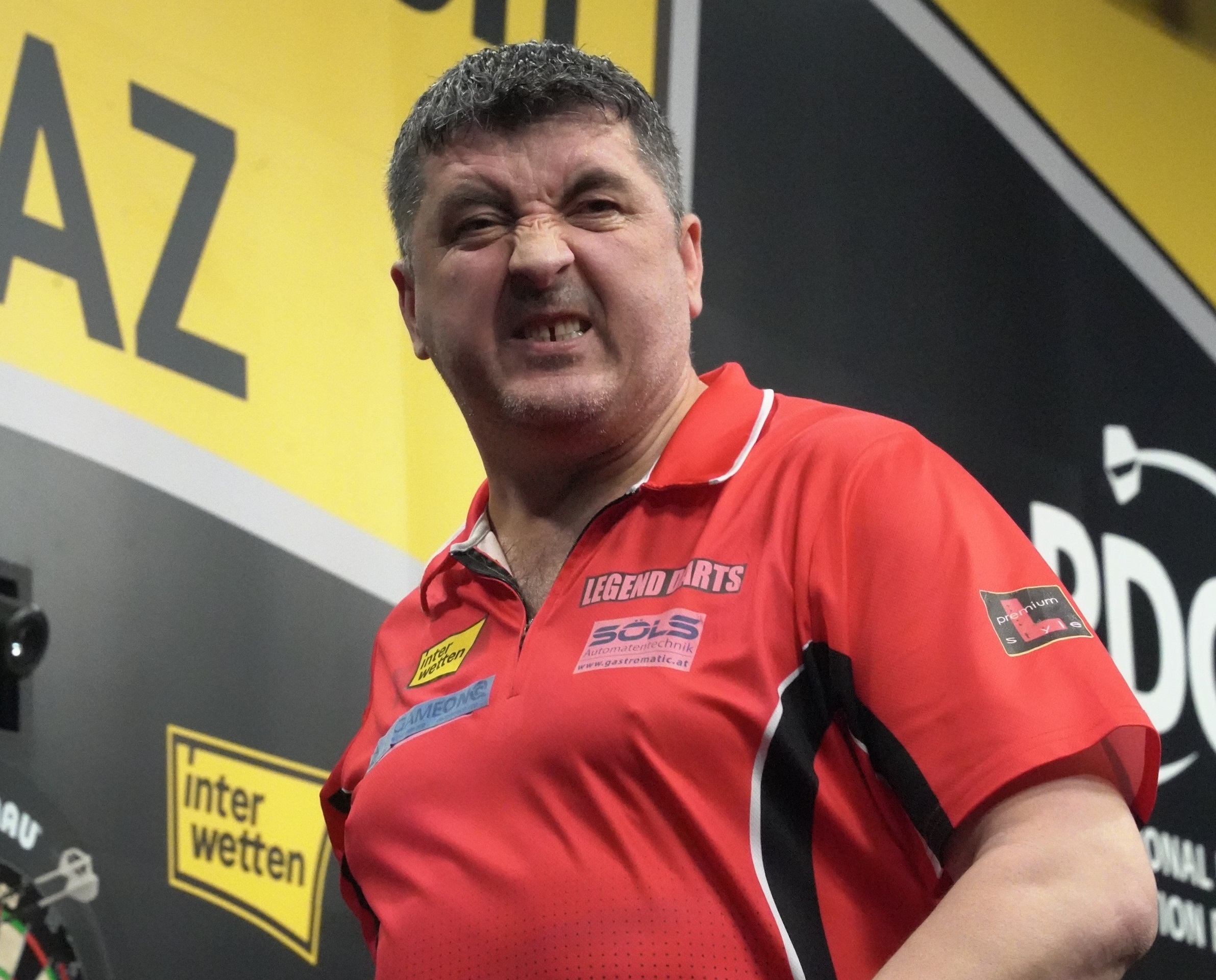 Home favourite Suljovic marches on at Interwetten Austrian Darts Open PDC