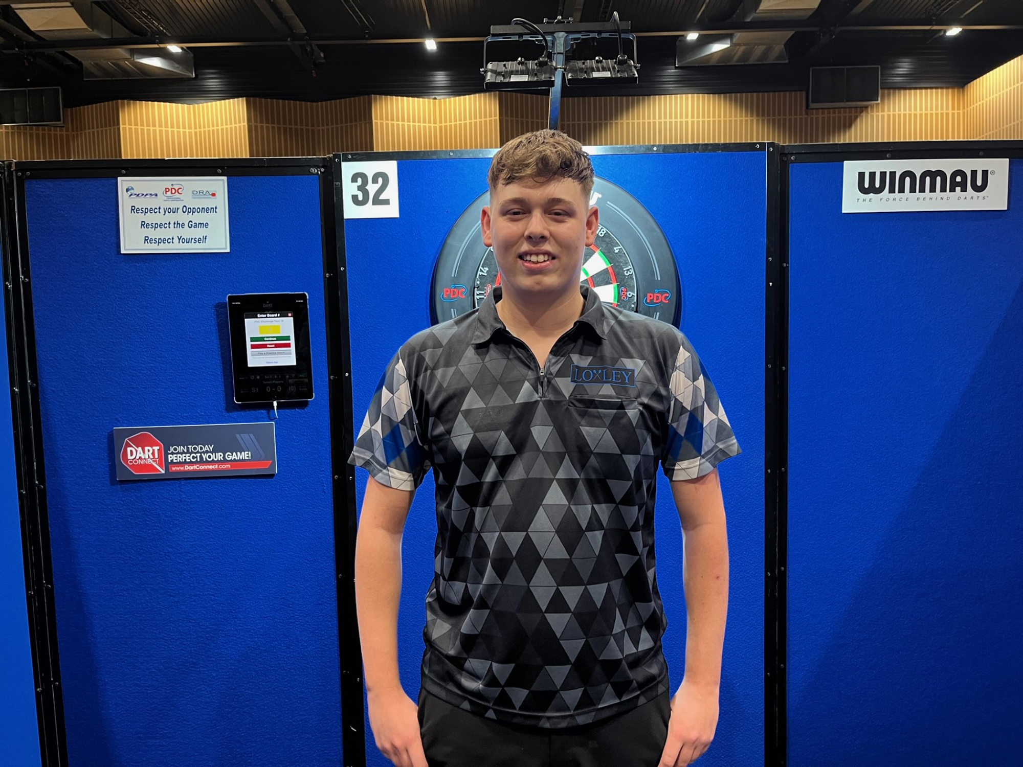 Emerging star Bates claims landmark Winmau Challenge Tour title PDC