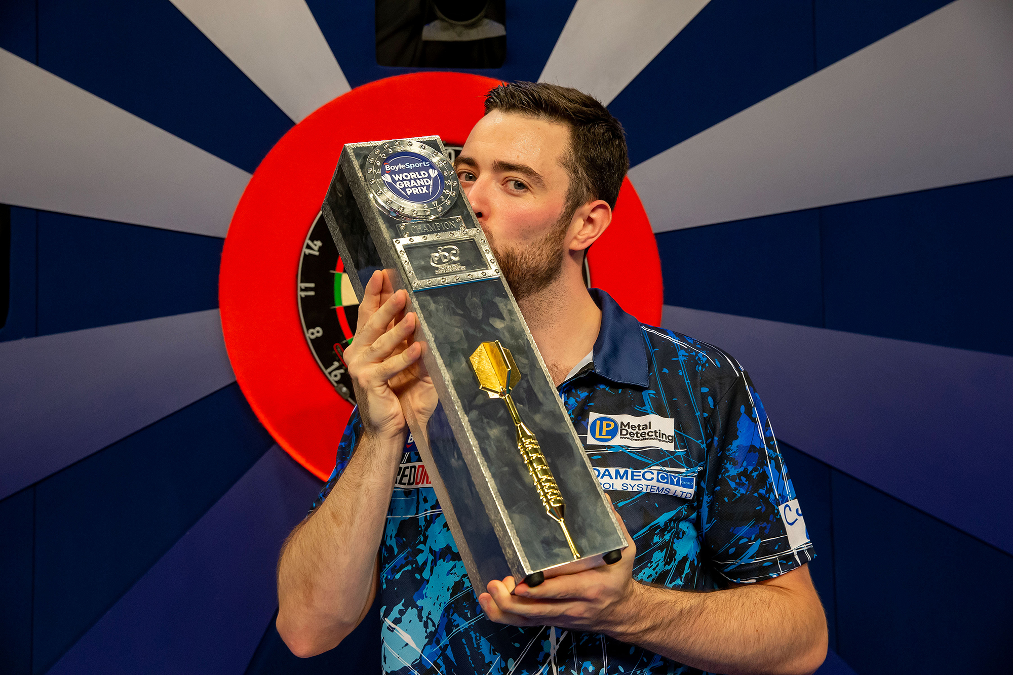 Emotional Humphries vows to build on BoyleSports World Grand Prix win PDC