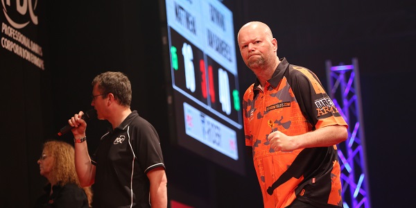 Raymond van Barneveld (Sven Neuschäfer, PDC Europe)