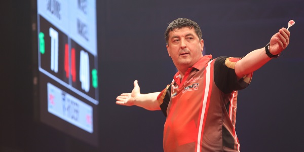 Mensur Suljovic (Sven Neuschäfer, PDC Europe)