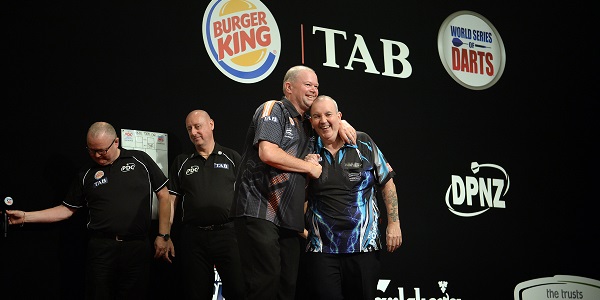 Raymond van Barneveld & Phil Taylor - Auckland Darts Masters, presented by TAB & Burger King (Photosport, PDC)