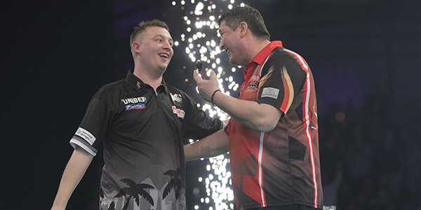 Chris Dobey, Mensur Suljovic (Lawrence Lustig, PDC)