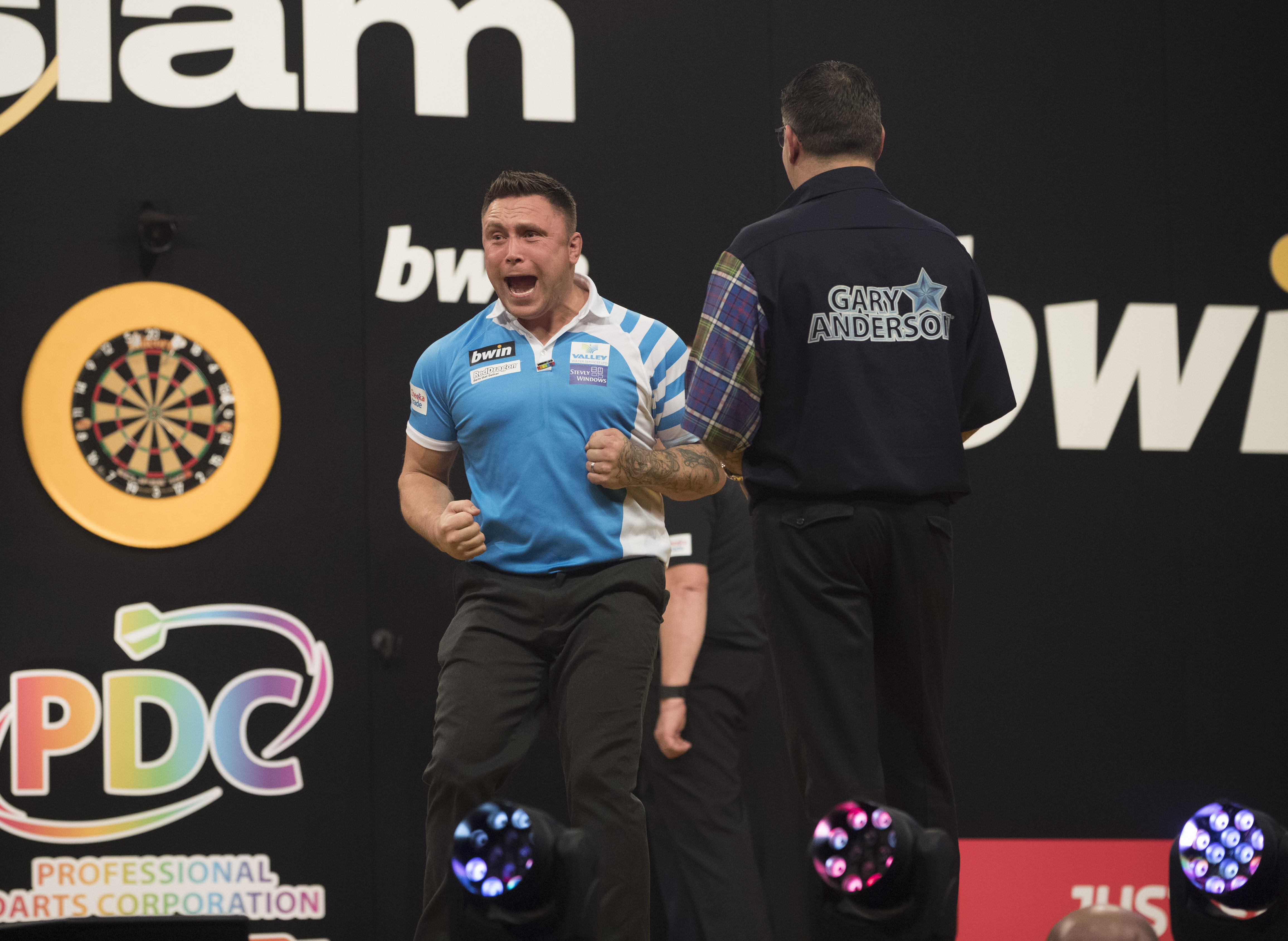 Gerwyn Price, Gary Anderson (Lawrence Lustig, PDC)