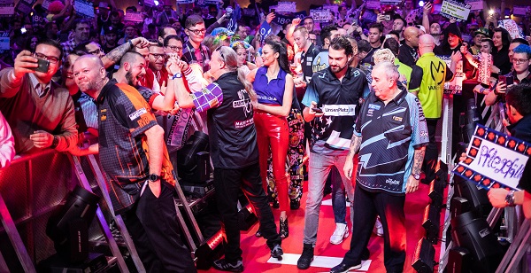 2019 Celebrity Darts Championship (Stefan Straßenburg)