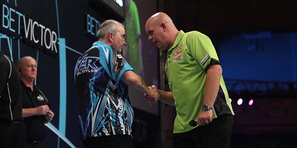 Phil Taylor & Michael van Gerwen (Lawrence Lustig, PDC)