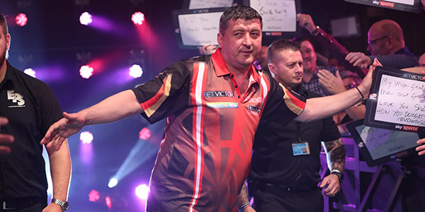 Mensur Suljovic (Lawrence Lustig, PDC)