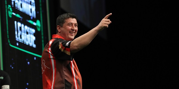 Mensur Suljovic - Unibet Premier League, Berlin (Lawrence Lustig, PDC)