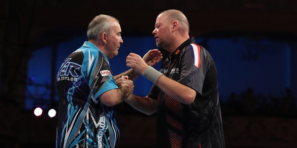 Phil Taylor & Raymond van Barneveld (Lawrence Lustig, PDC)