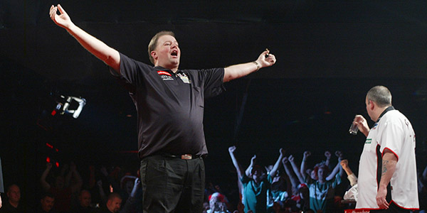 Raymond van Barneveld (Lawrence Lustig, PDC)