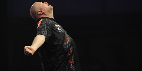 Raymond van Barneveld (Lawrence Lustig, PDC)