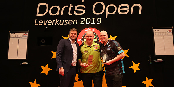 Michael van Gerwen, Rob Cross (Sven Neuschäfer, PDC Europe)