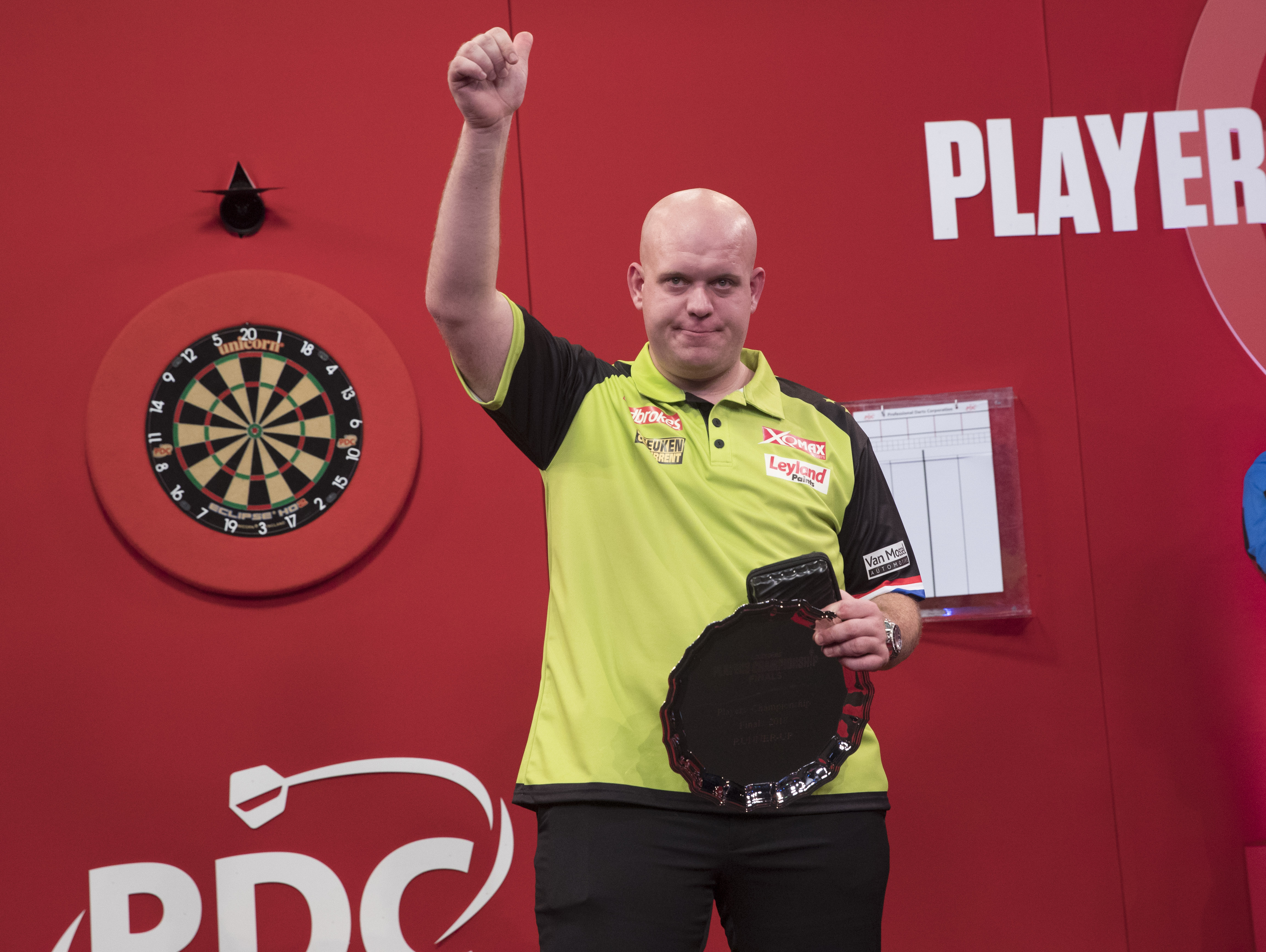 Michael van Gerwen (Lawrence Lustig, PDC)