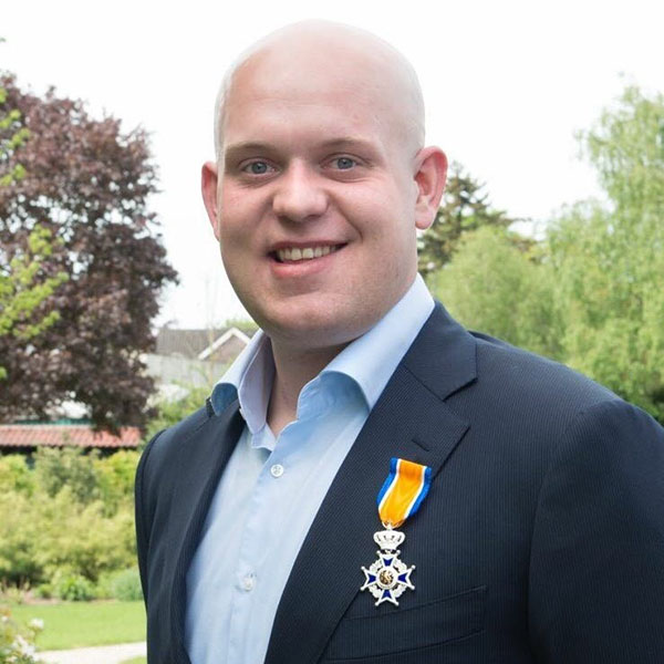 Michael van Gerwen with Dutch Honour (PDC)