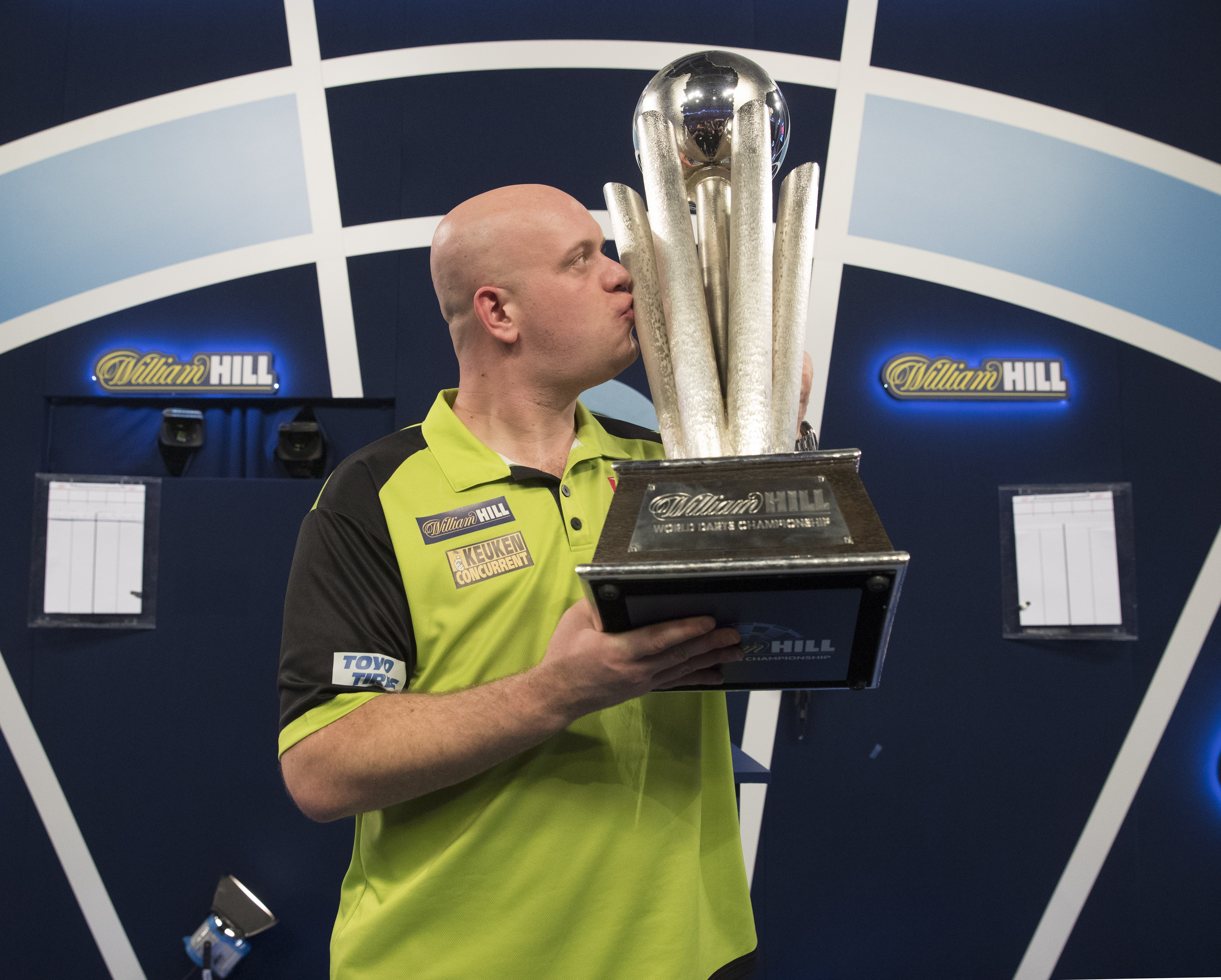 Michael van Gerwen (Lawrence Lustig, PDC)