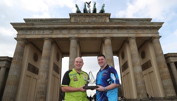 Michael van Gerwen & Daryl Gurney (Lawrence Lustig, PDC)