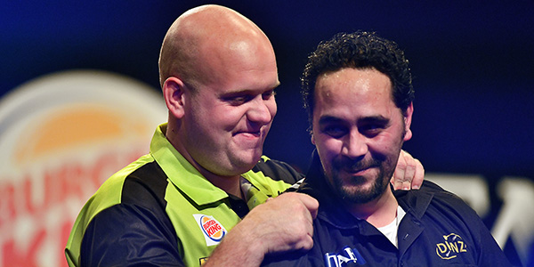 Michael van Gerwen, Cody Harris (Photosport NZ/PDC)