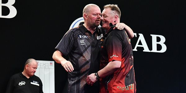 Raymond van Barneveld, Mark McGrath (Photosport NZ/PDC)