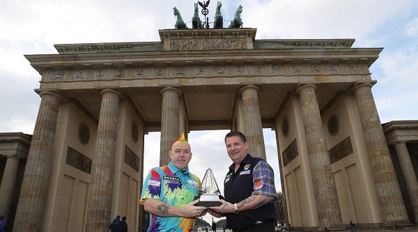 Peter Wright & Gary Anderson (Lawrence Lustig, PDC)