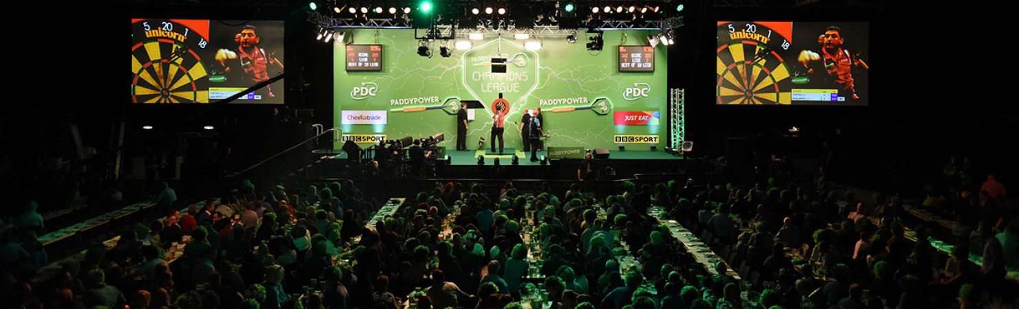 Champions League crowd (Chris Dean, PDC)