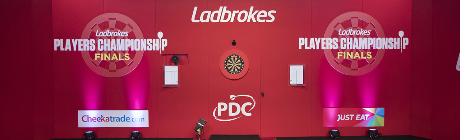 Ladbrokes Players Championship Finals stage (Lawrence Lustig, PDC)