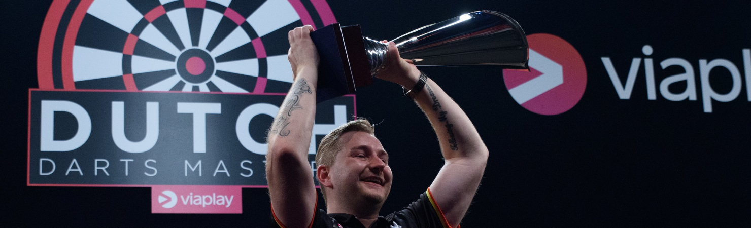 Dimitri Van den Bergh (Kelly Deckers, PDC)