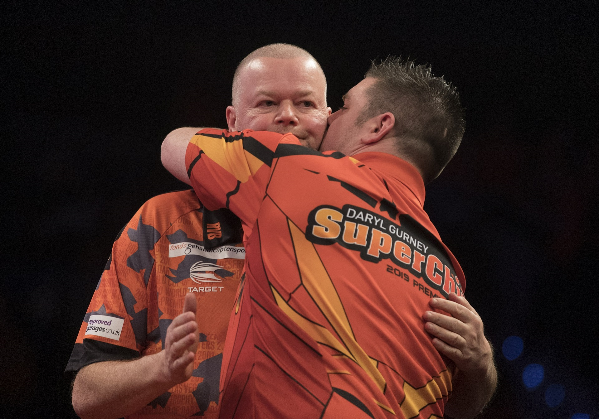 2019 - Daryl Gurney's Rotterdam win eliminates Barney