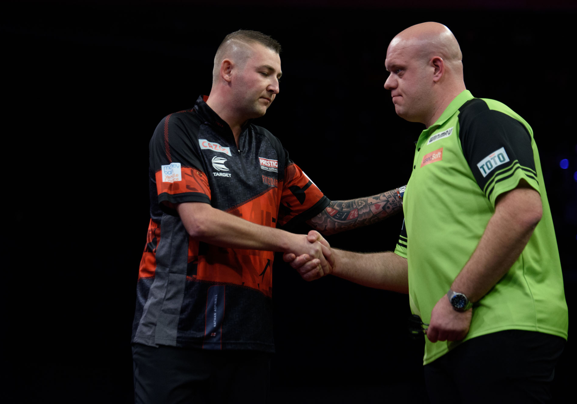 Aspinall & Van Gerwen (Kelly Deckers/PDC)