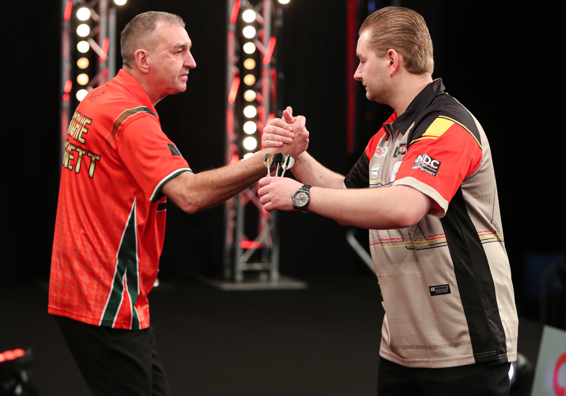 Richie Burnett & Dimitri Van den Bergh (Kieran Cleeves/PDC)