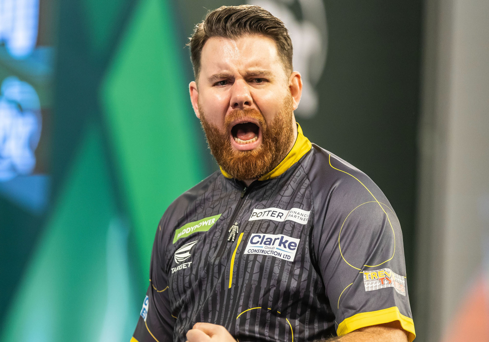 Anderson demolishes Whitlock to open title challenge at Ally Pally | PDC