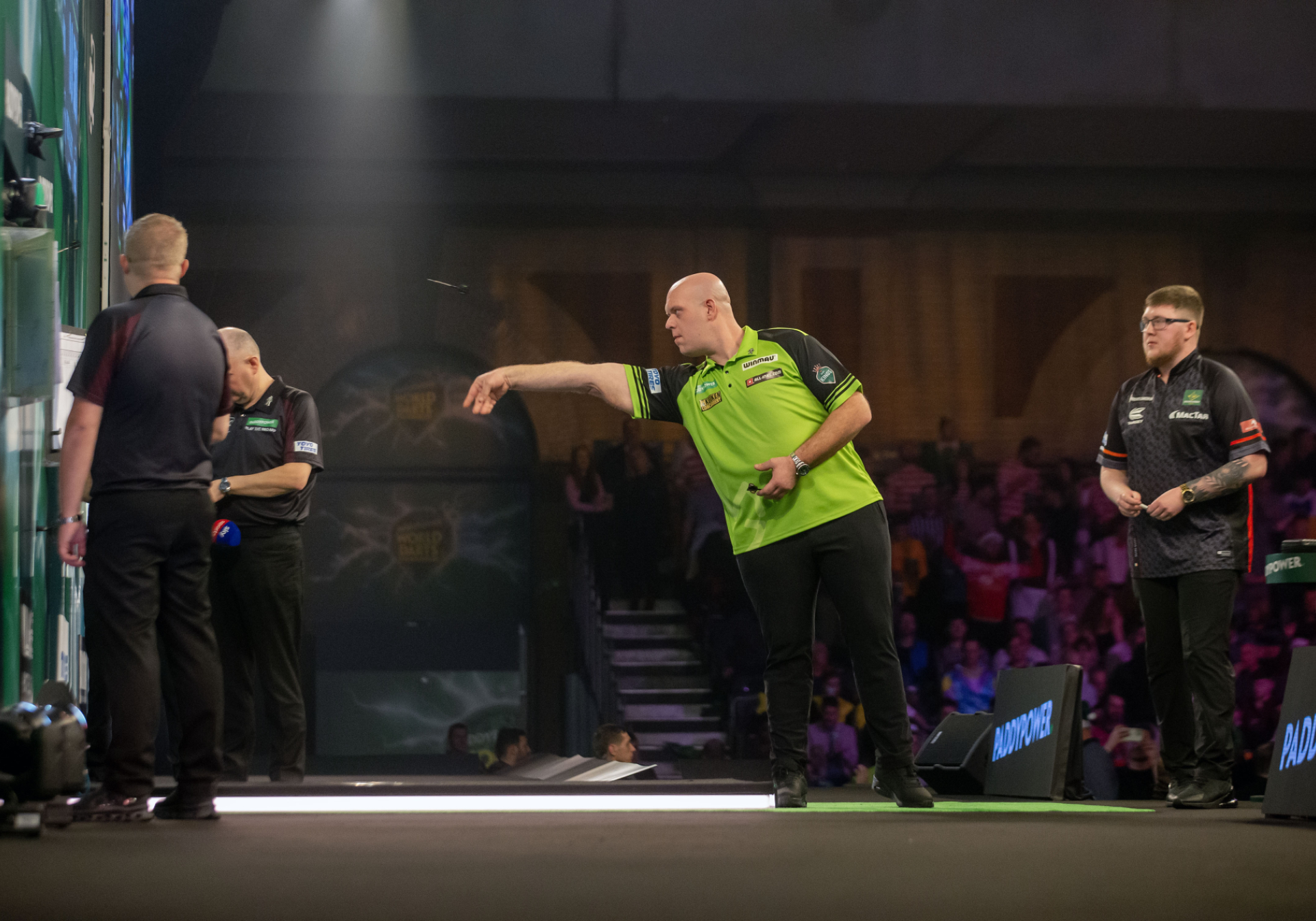 Michael van Gerwen, Keane Barry