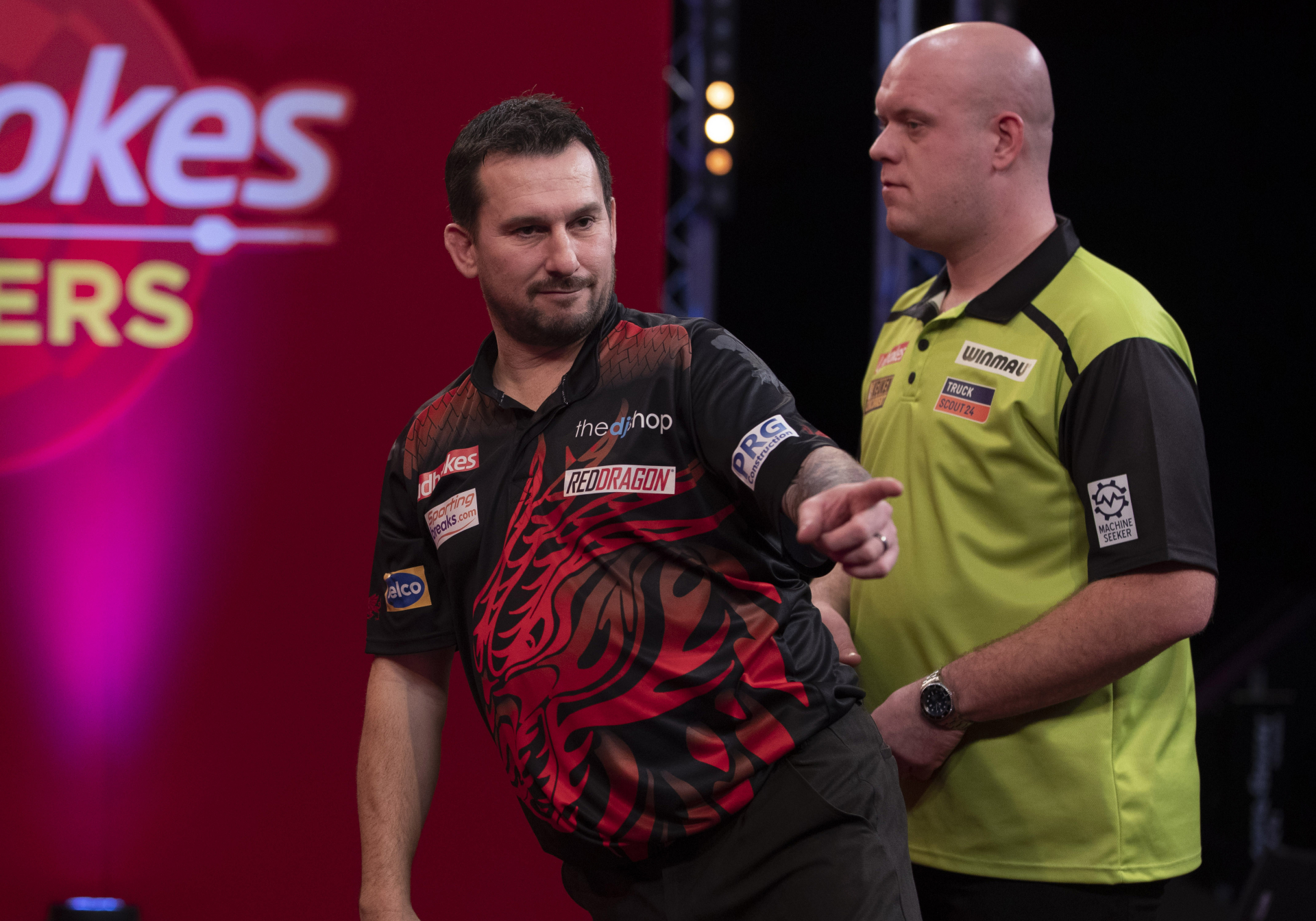 Jonny Clayton, Michael van Gerwen (Lawrence Lustig, PDC)