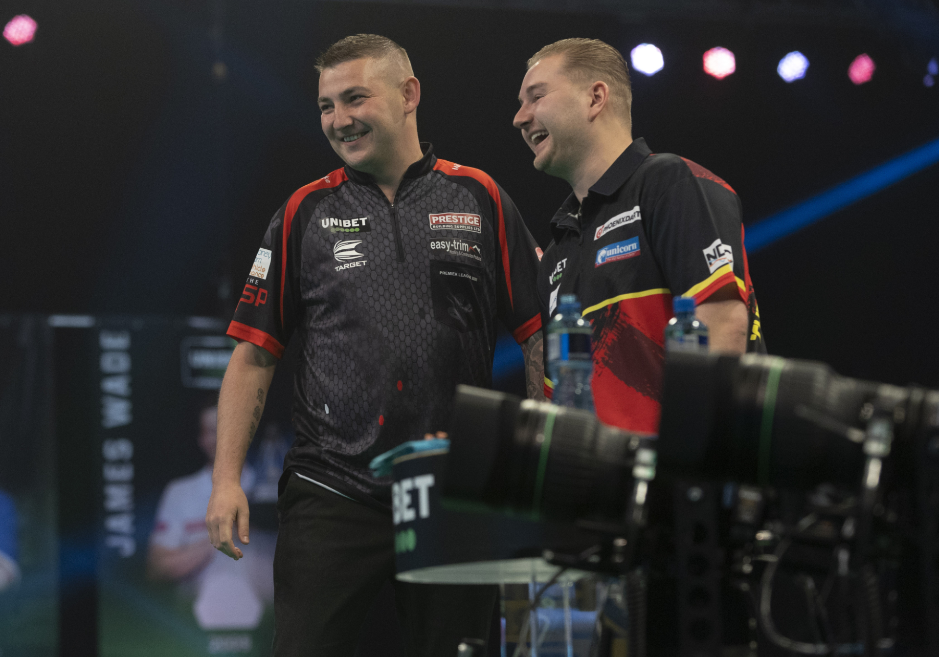 Nathan Aspinall, Dimitri Van den Bergh