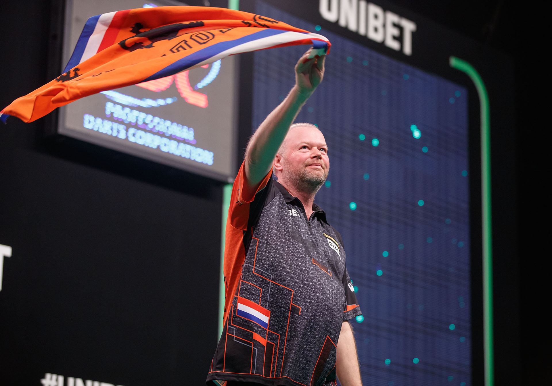 Raymond van Barneveld (Steve Welsh, PDC)