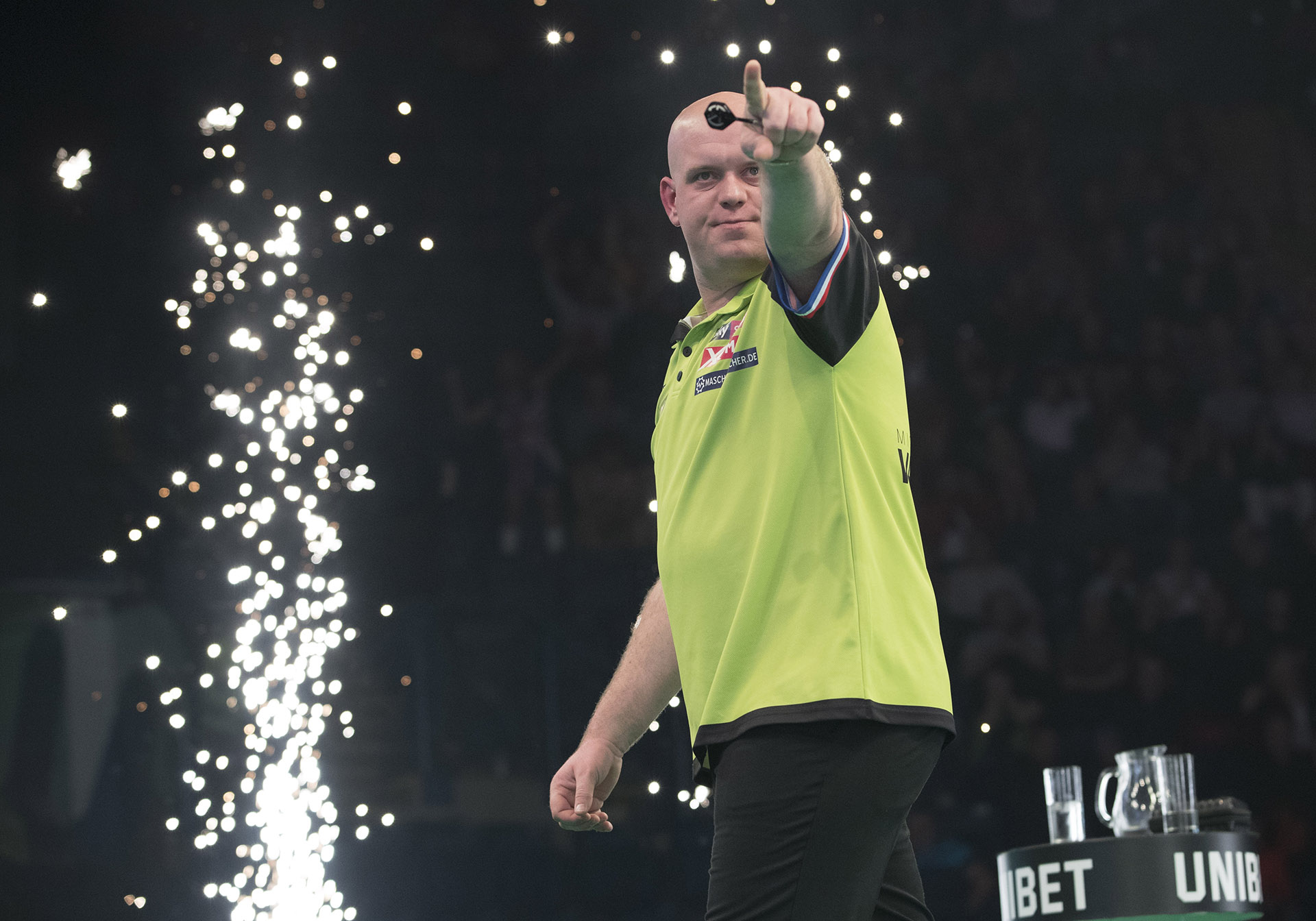 Michael van Gerwen (Lawrence Lustig, PDC)