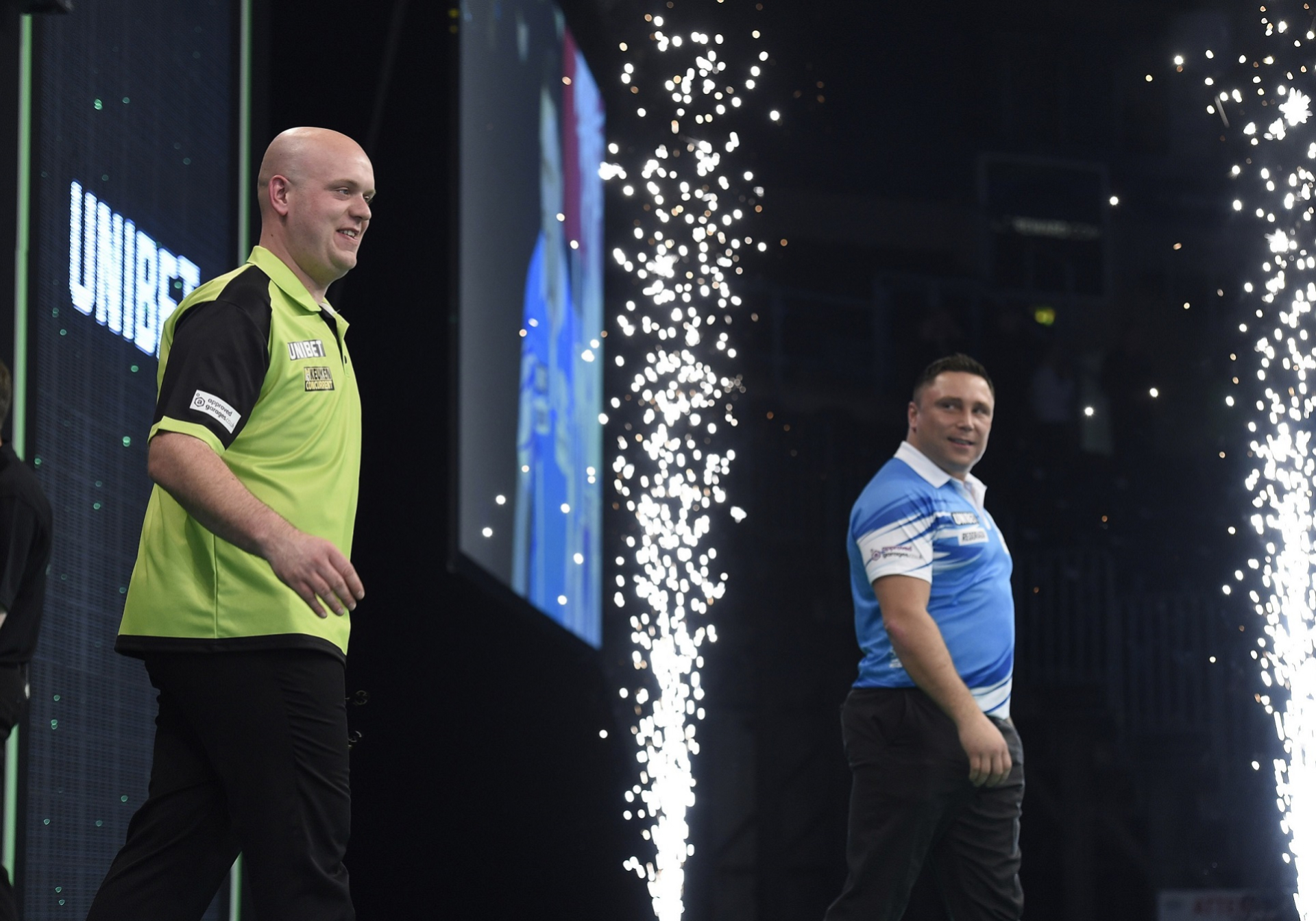 Michael van Gerwen & Gerwyn Price (Michael Cooper, PDC)