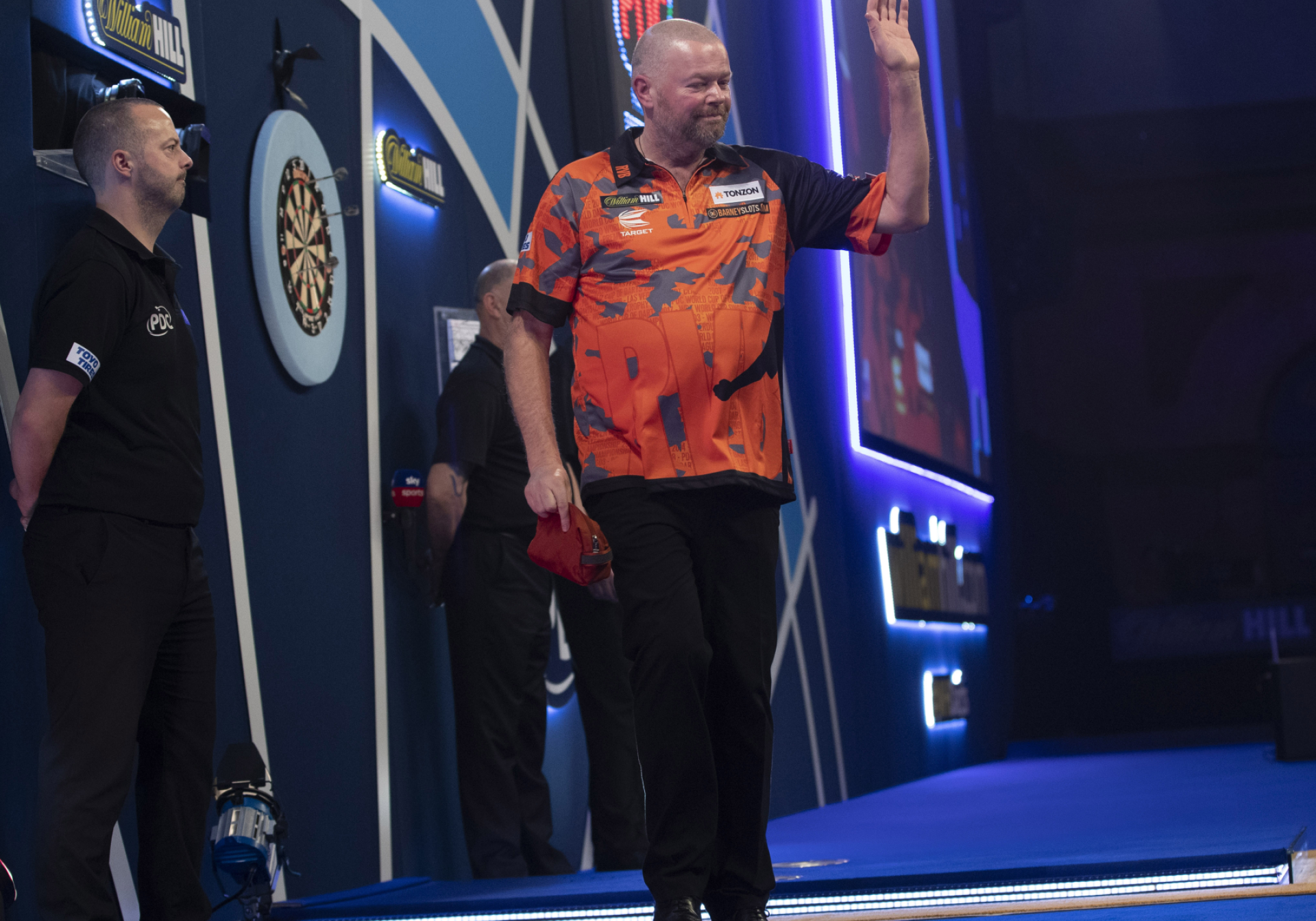 Raymond van Barneveld (Lawrence Lustig, PDC)