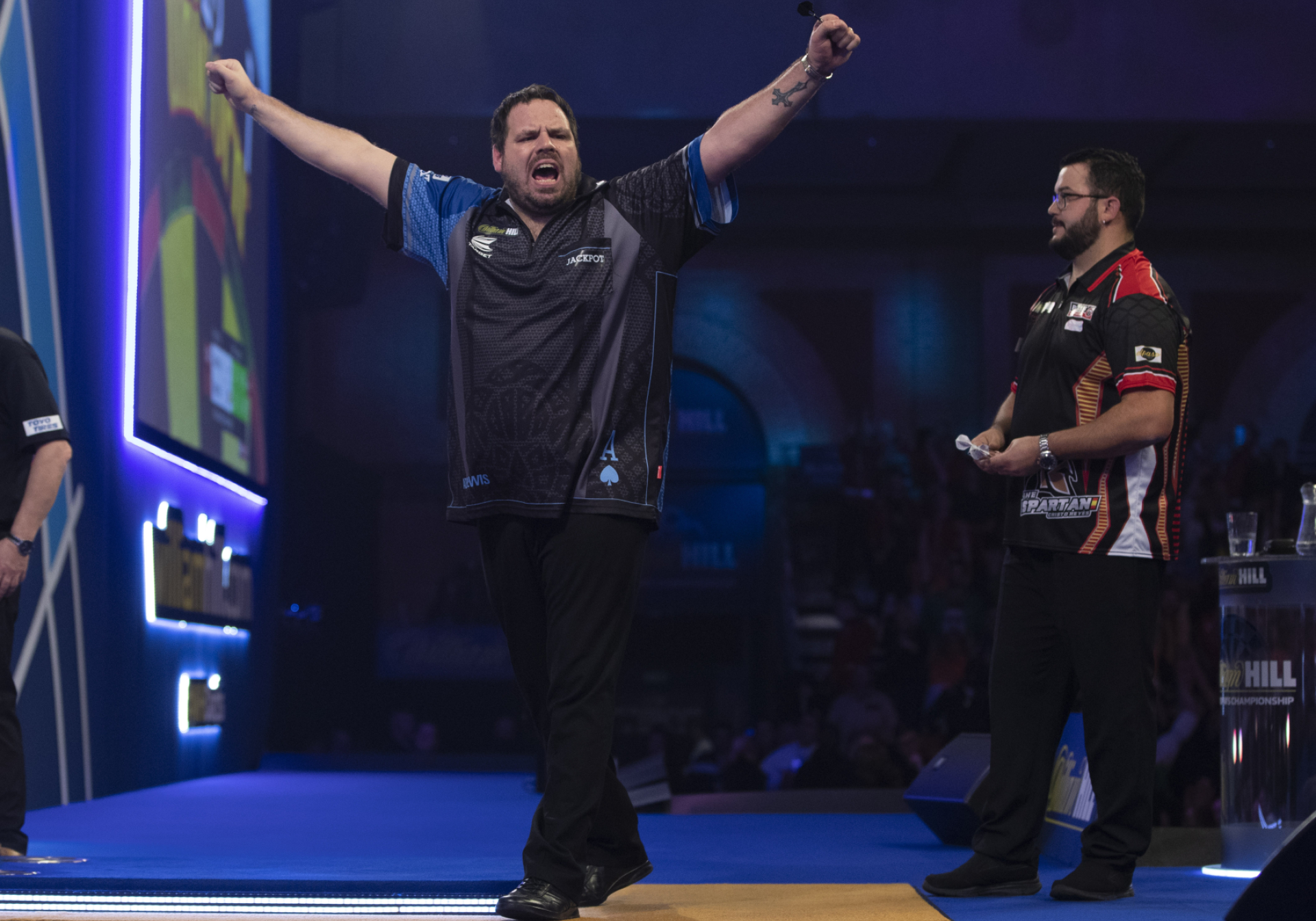 Adrian Lewis 3-2 Cristo Reyes  (Lawrence Lustig, PDC) 