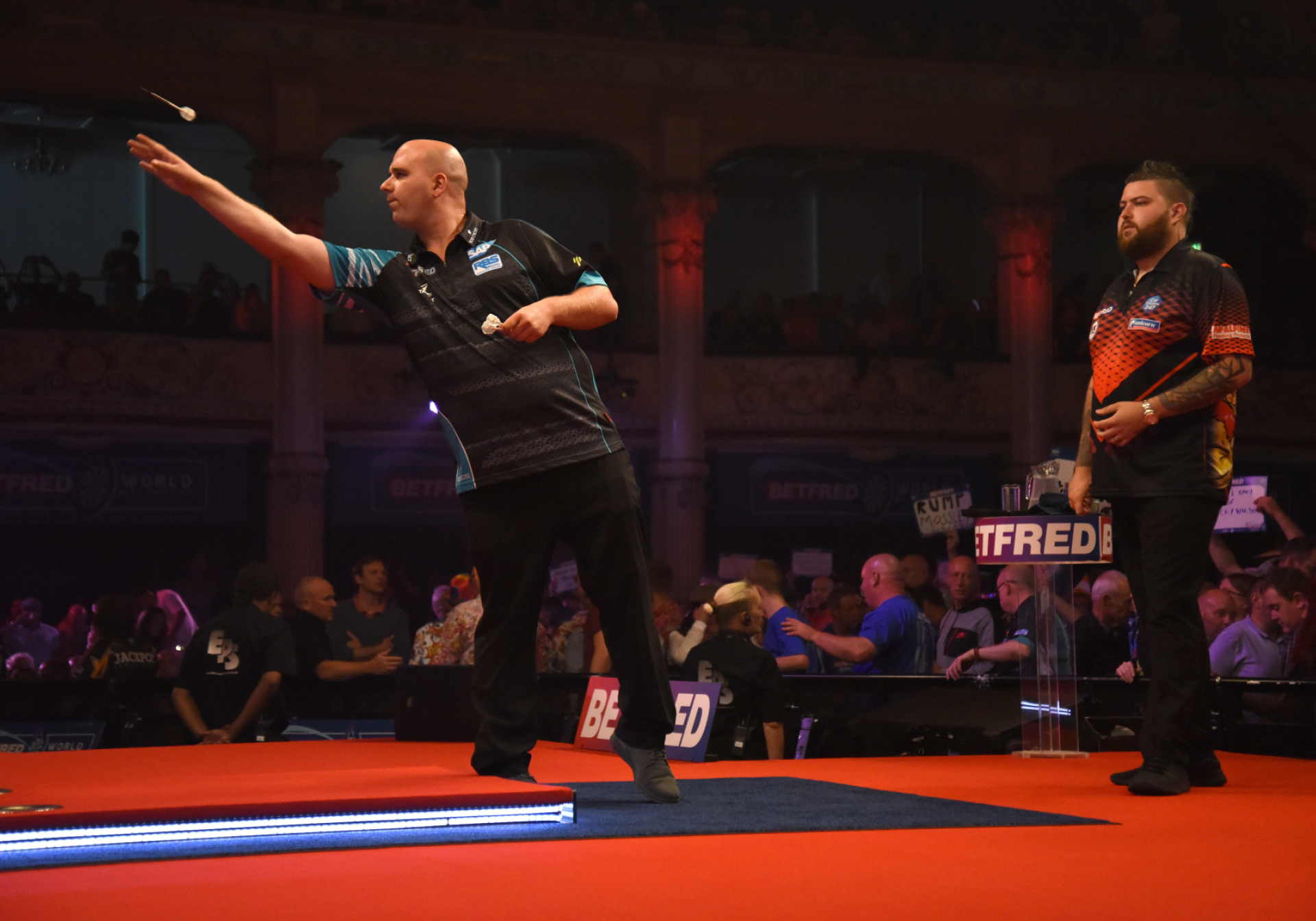 Rob Cross, Michael Smith (Chris Dean, PDC)