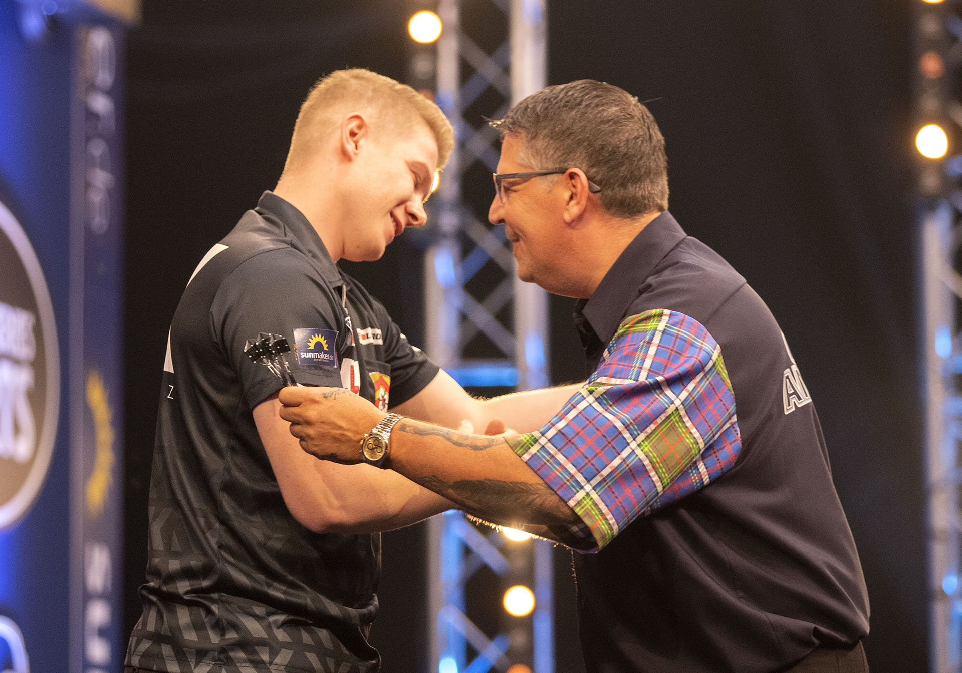 Nico Kurz, Gary Anderson (Kais Bodensieck, PDC Europe)