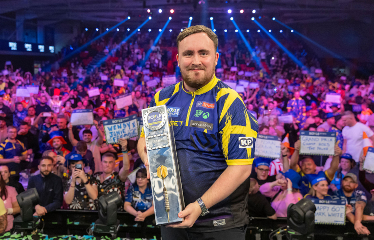 Luke Littler (Simon O'Connor/PDC)
