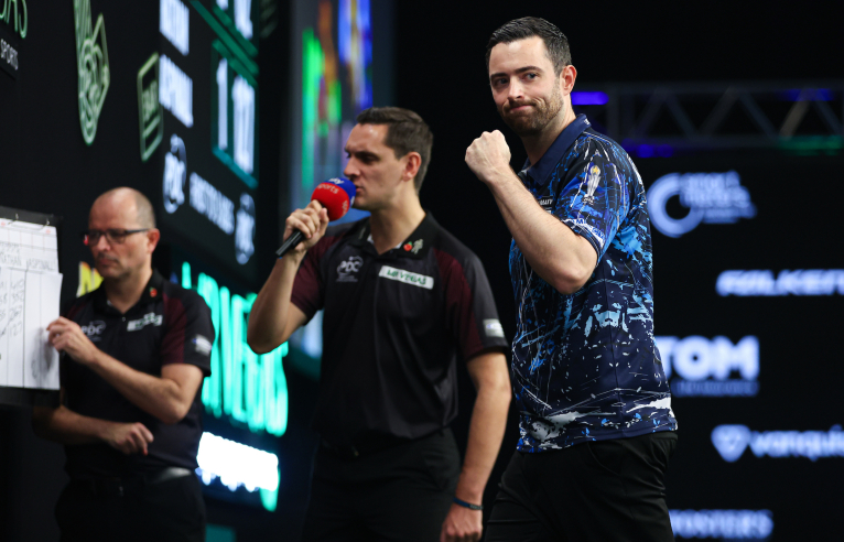 Luke Humphries (Kieran Cleeves, PDC)