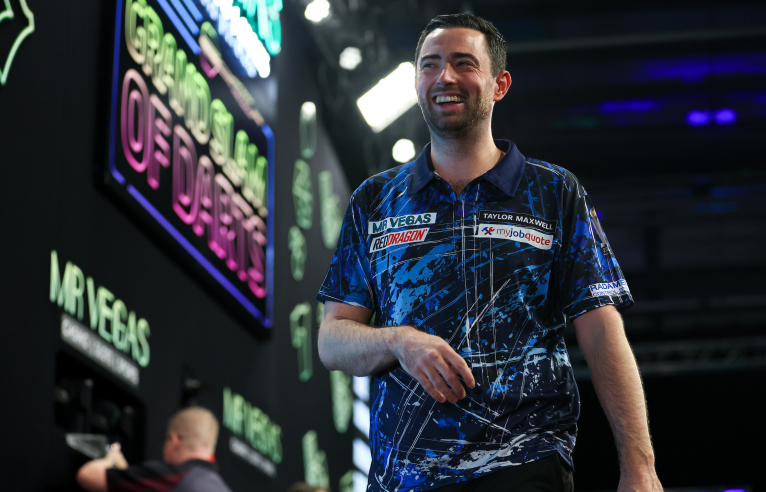 Luke Humphries (Kieran Cleeves)