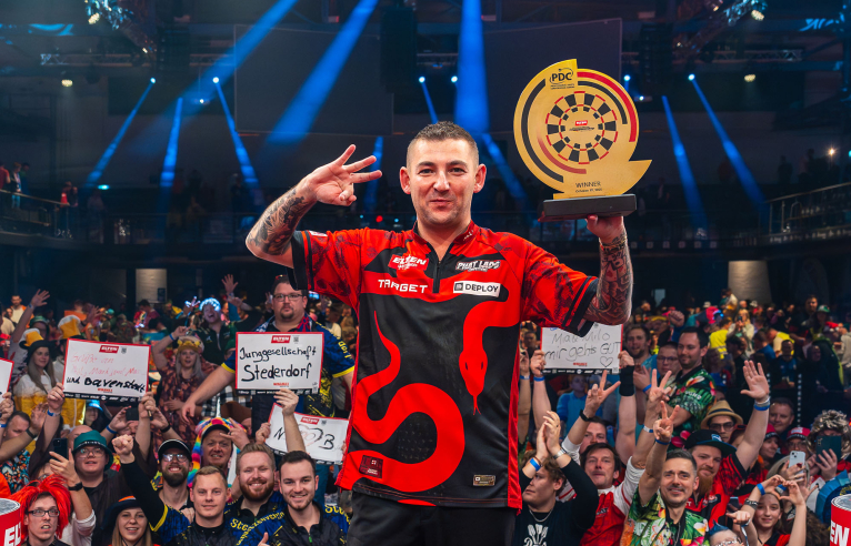 Nathan Aspinall (PDC Europe)