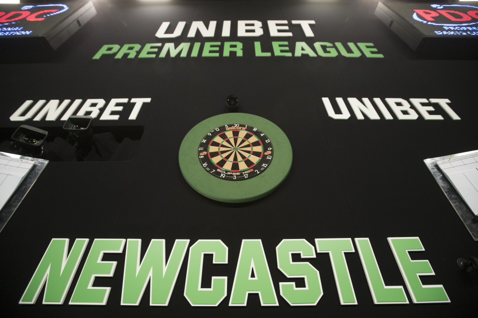 Cazoo Premier League Night 8 PDC